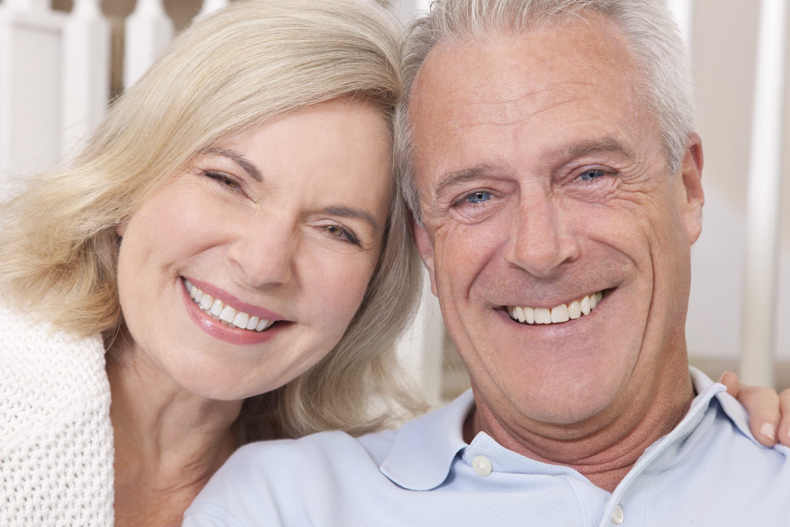 Denture Care – How to Stop Dentures from Falling Out